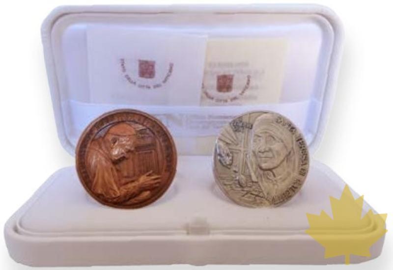 VATICAN-2016-MÉDAILLE SANTA TERESA DI CALCUTTA et Pape François  - 20161122113129_madre-teresa2.jpg